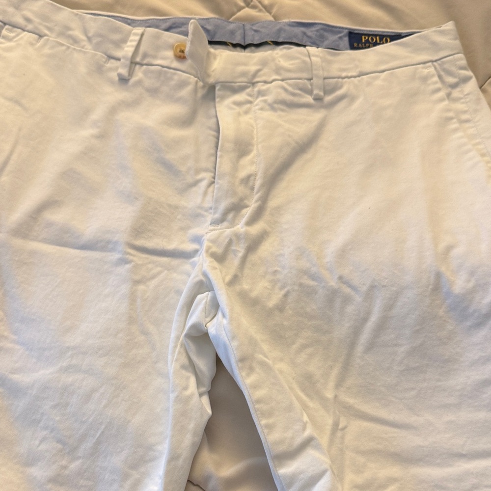 Ralph Lauren Stretch Slim Fit shorts in White, never worn.